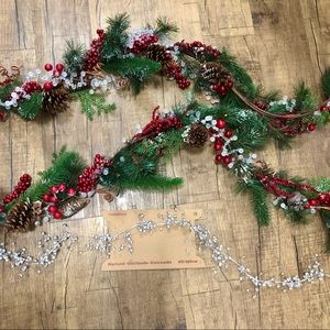 Crate&Barrel Christmas/Winter Garland